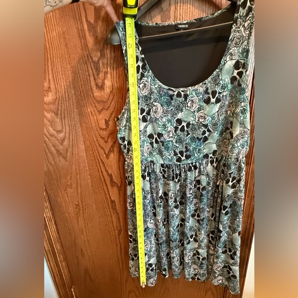 Torrid Black and White Patterned Dress - Picture 3 of 3